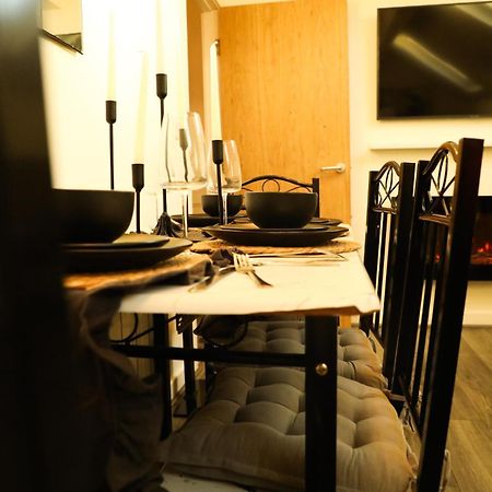 1 Bedroom Apartment Bradford City Centre Foster Square Kültér fotó