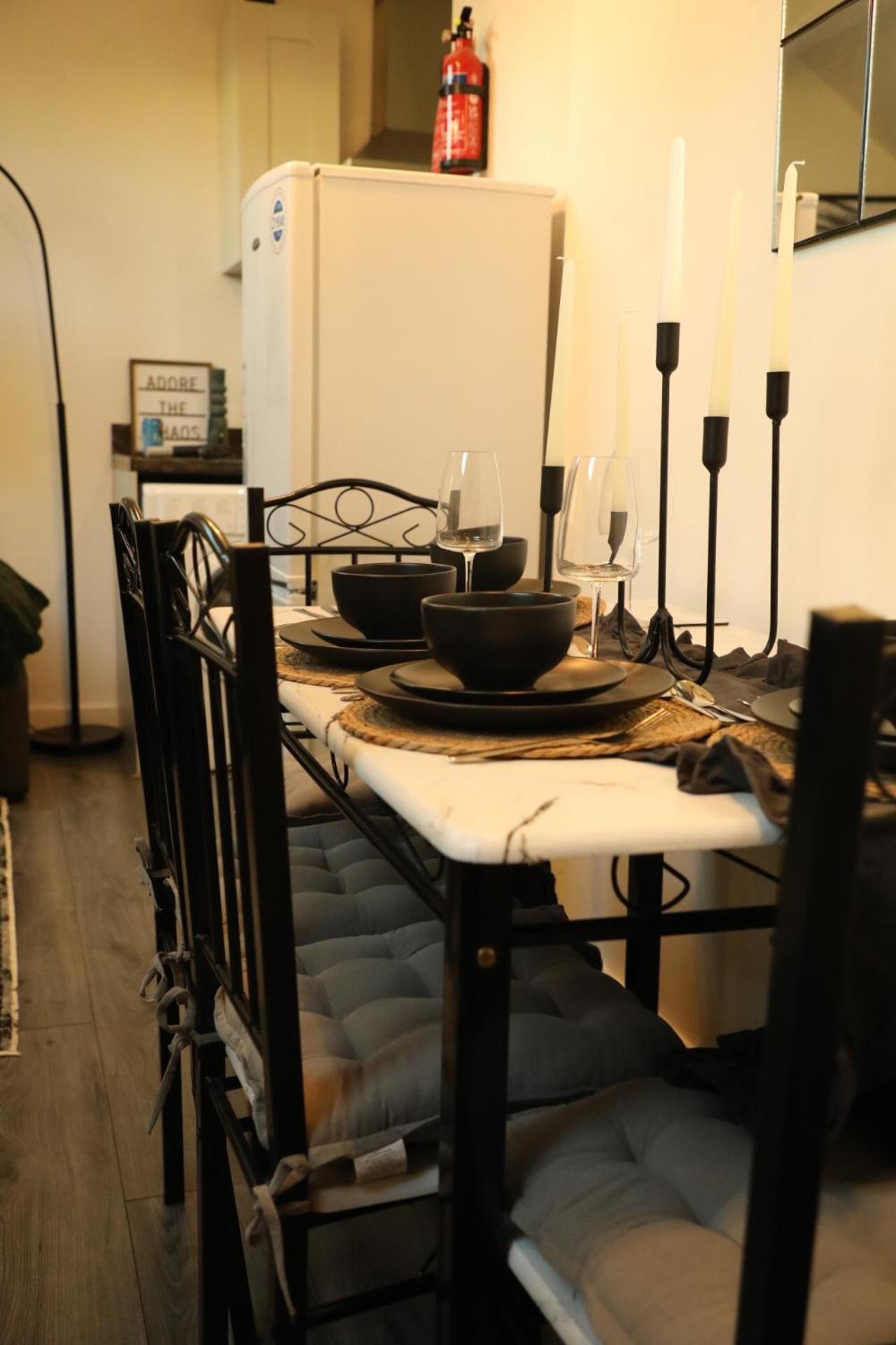 1 Bedroom Apartment Bradford City Centre Foster Square Kültér fotó
